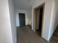 Izdavanje, četvorosoban stan, 205m², Alibegovac, Petrovaradin - image 20