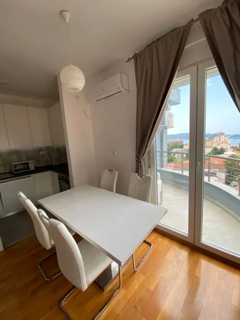 Prodaja, dvosoban stan, 58m², Bečići, Budva
