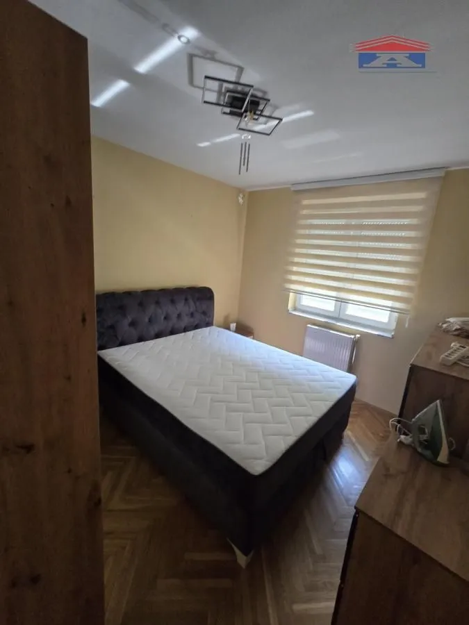 Prodaja, trosoban stan, 75m², Grbavica, Novi Sad Sve Podlokacije