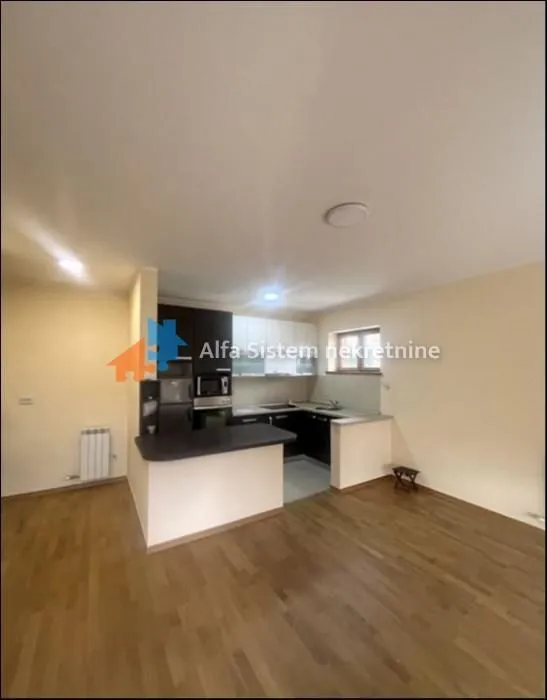 Rent, four bedroom apartment, 115m², Savski Venac, Beograd