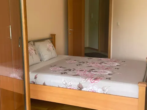 Izdavanje, jednosoban stan, 58m², Centar, Bar - image 17