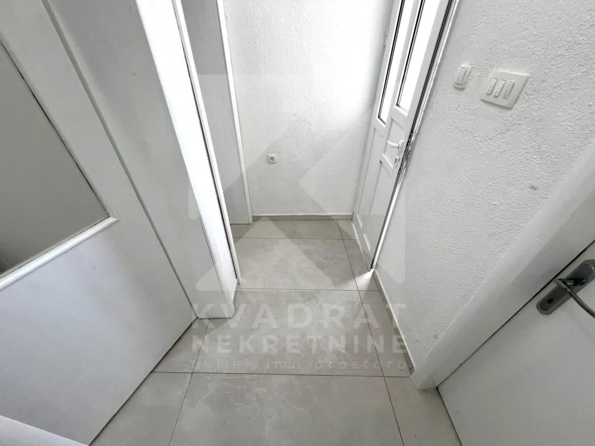 Izdavanje, jednosoban stan, 46m², Masline, Podgorica