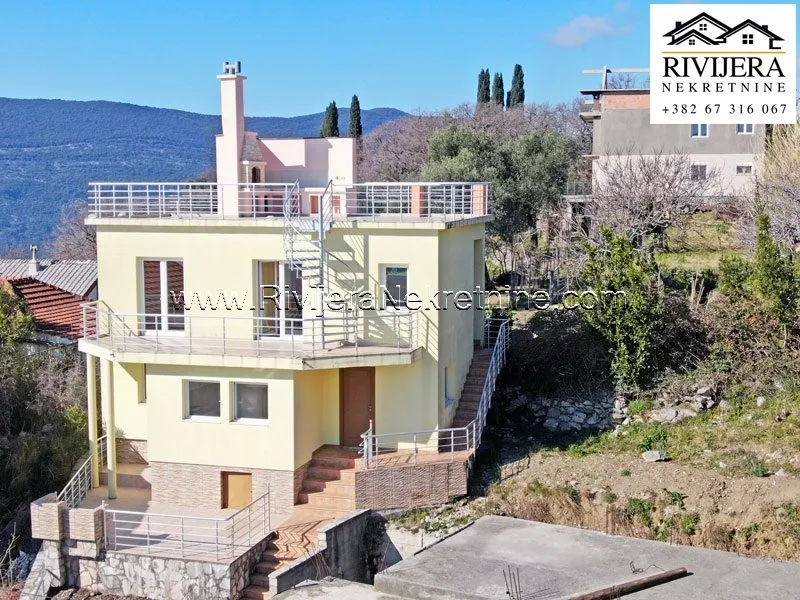 Prodaja, kuća, 217m², Sušćepan, Herceg Novi