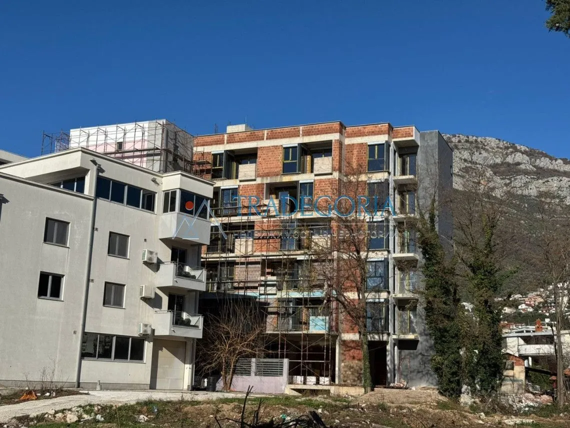 Prodaja, jednosoban stan, 52m², Bar, Crna Gora