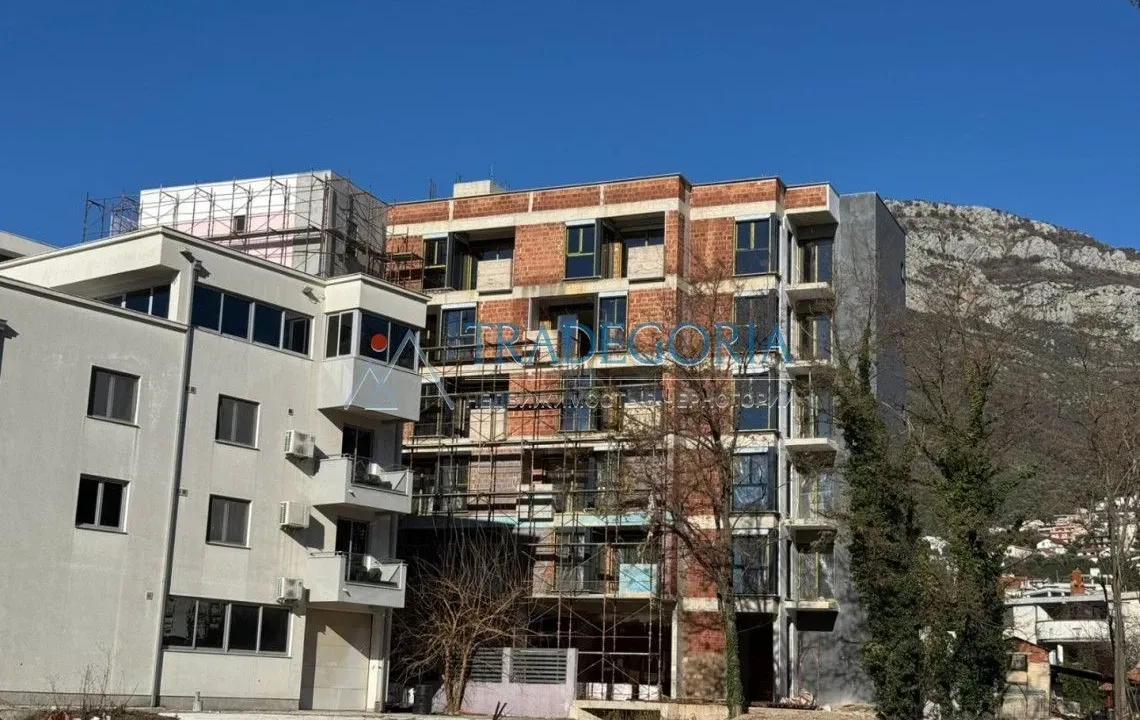 Prodaja, jednosoban stan, 52m², Bar, Crna Gora