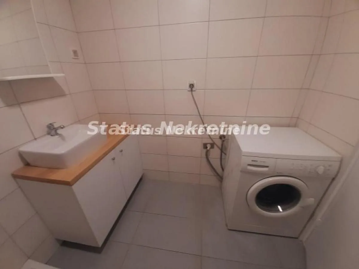 Izdavanje, jednosoban stan, 41m², Liman 4, Novi Sad Sve Podlokacije