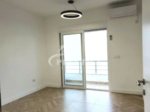 Izdavanje, dvosoban stan, 62m², Centar, Podgorica - image 3