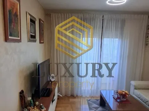 Prodaja, jednosoban stan, 67m², Stari Aerodrom, Podgorica - image 4