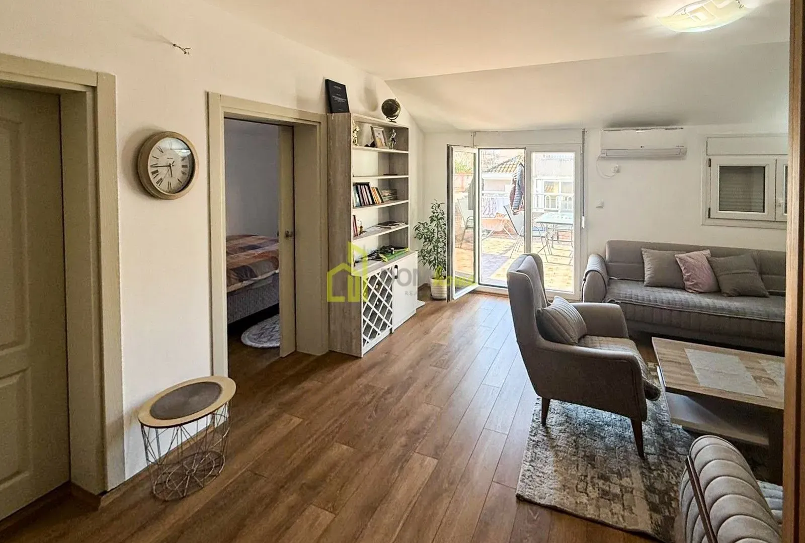 Sale, one bedroom apartment, 44m², Momišići, Podgorica