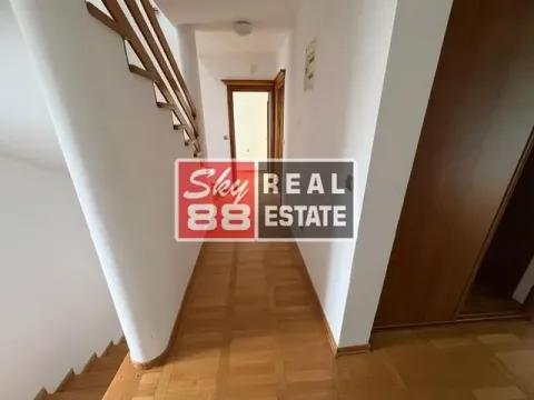 Izdavanje, kuća, 250m², Savski Venac, Beograd - image 5