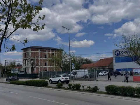 Rent, office space, 200m², Centar, Nikšić - image 2