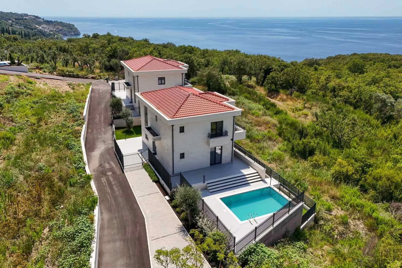 Prodaja, kuća, 318m², Reževići, Budva