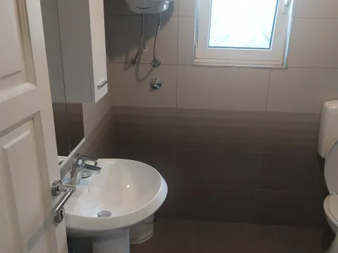 Rent, one bedroom apartment, 35m², Popovići, Bar - image 5