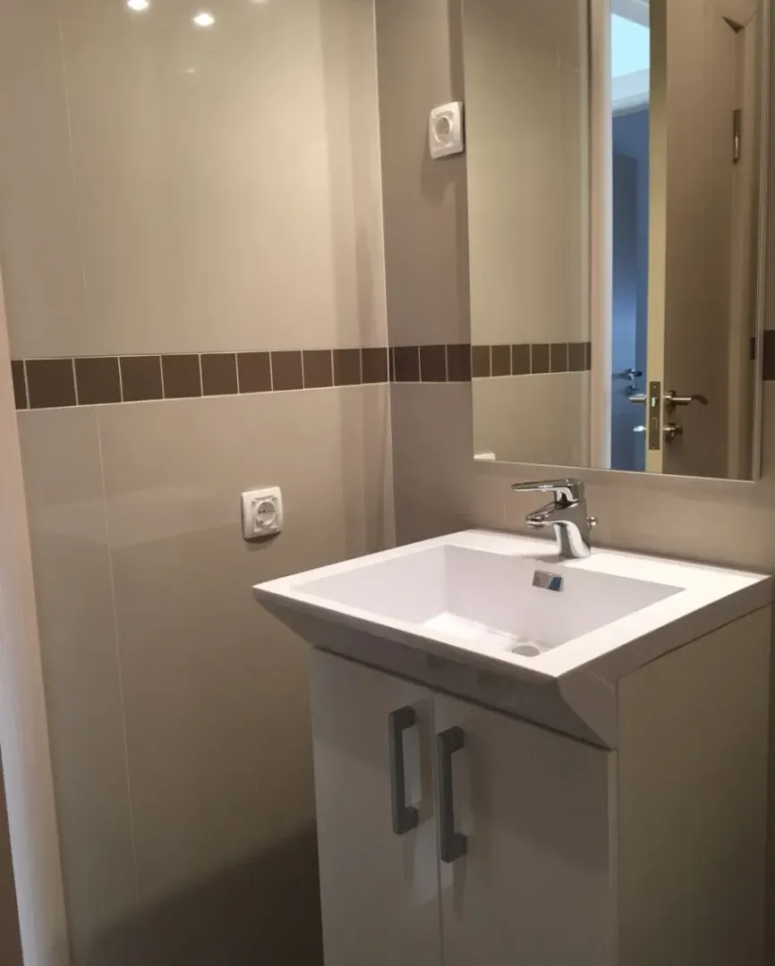 Izdavanje, jednosoban stan, 60m2, Rozino, Budva