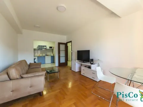 Izdavanje, dvosoban stan, 70m2, City Kvart, Podgorica Izdavanje, dvosoban stan, 70m2, City Kvart, Podgorica