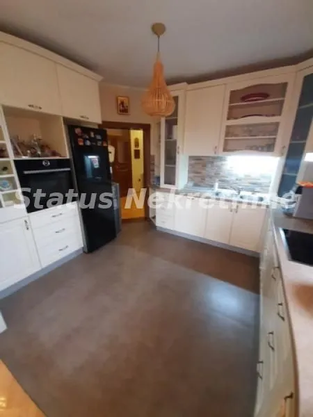 Sale, house, 582m², Tatarsko brdo, Petrovaradin