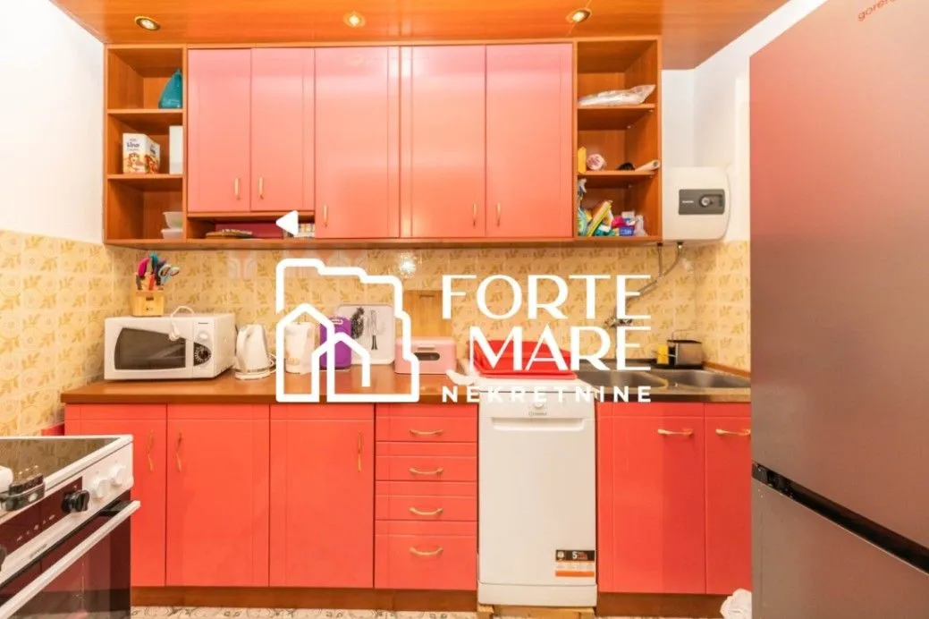 Prodaja, kuća, 266m², Igalo, Herceg Novi
