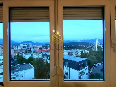 Rent, two bedroom apartment, 82m², Preko Morače, Podgorica - image 4