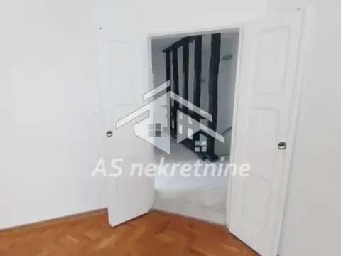 Rent, house, 260m², Neimar, Vračar Sve Podlokacije - image 21