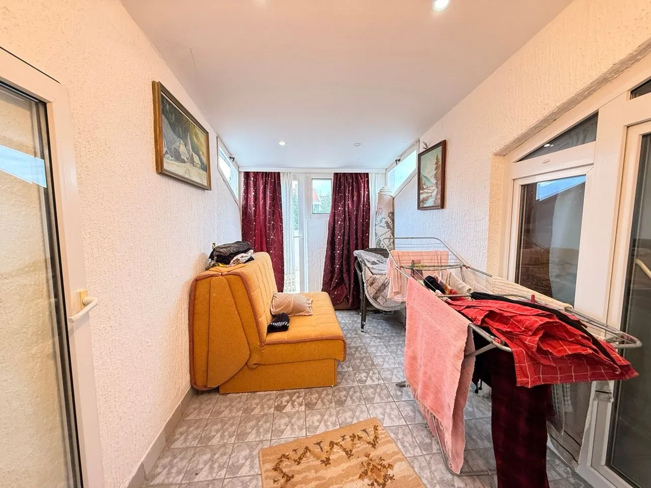 Prodaja, dvosoban stan, 68m², Makedonsko naselje, Bar