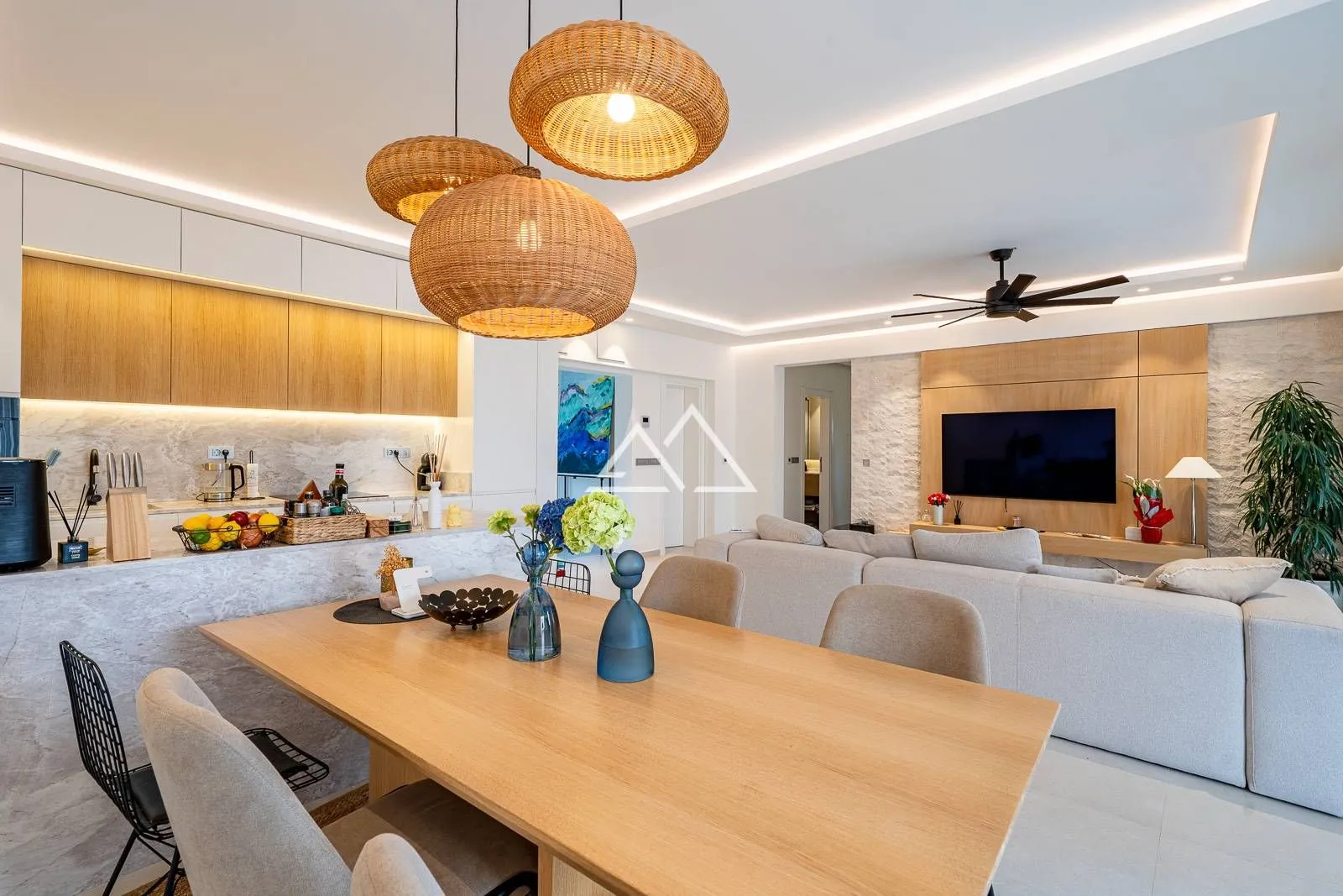 Prodaja, dvosoban stan, 122m², Tivat, Crna Gora