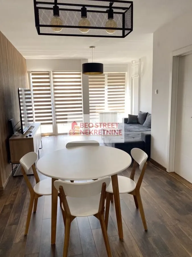 Rent, two bedroom apartment, 43m², Novi Beograd Sve Podlokacije, Beograd