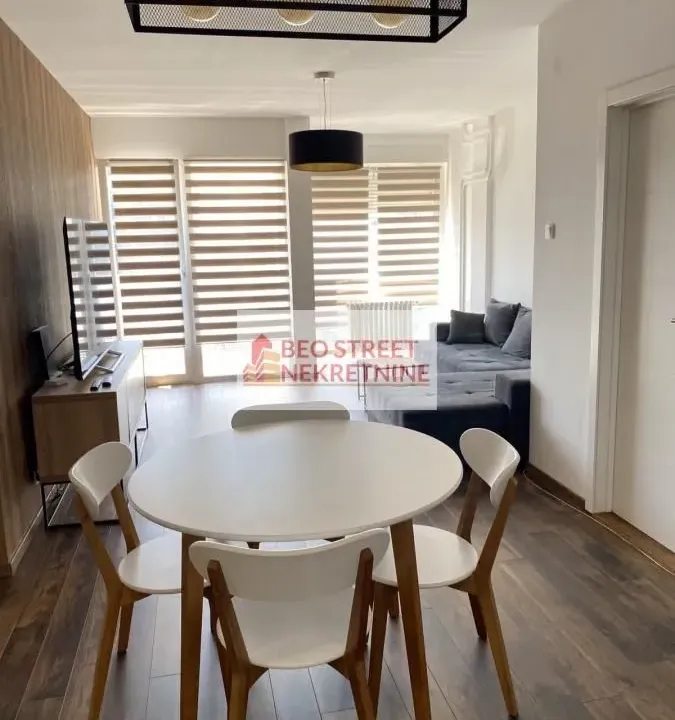 Rent, two bedroom apartment, 43m², Novi Beograd Sve Podlokacije, Beograd