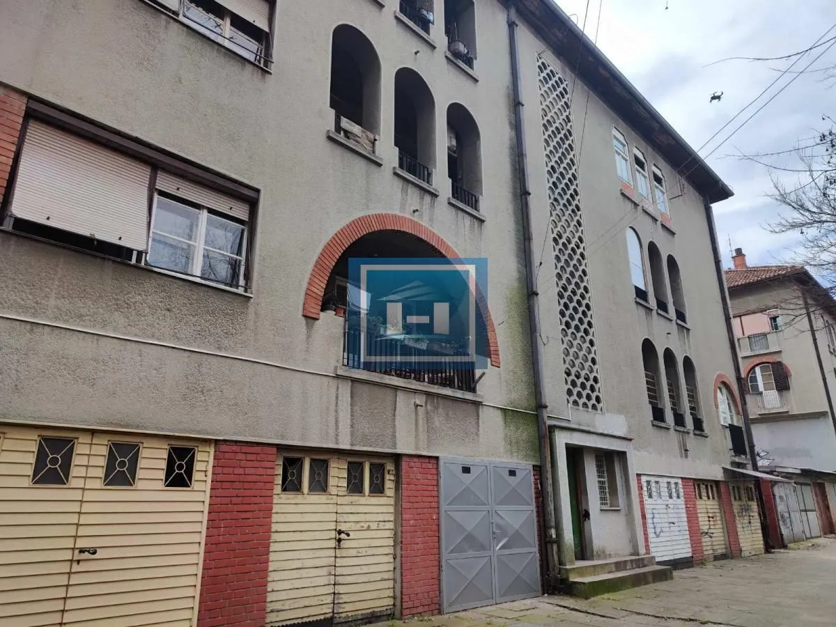 Prodaja, dvosoban stan, 73m², Centar, Jagodina