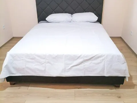 Izdavanje, dvosoban stan, 80m², Centar, Podgorica - image 5