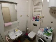 Izdavanje, jednosoban stan, 45m², City Kvart, Podgorica - image 7