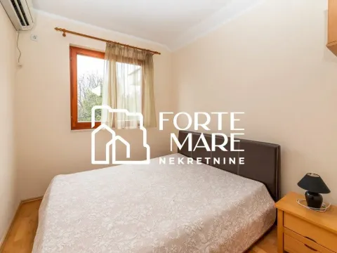 Sale, one bedroom apartment, 40m², Baošići, Herceg Novi - image 7