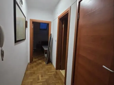 Izdavanje, dvosoban stan, 48m², Grbavica, Novi Sad Sve Podlokacije - image 11