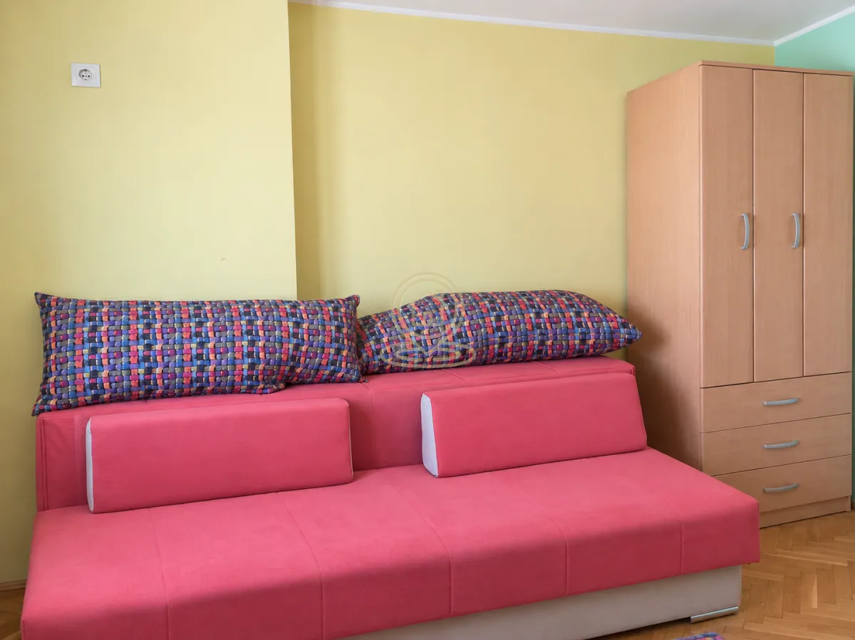 Izdavanje, jednosoban stan, 33m², Grbavica, Novi Sad Sve Podlokacije