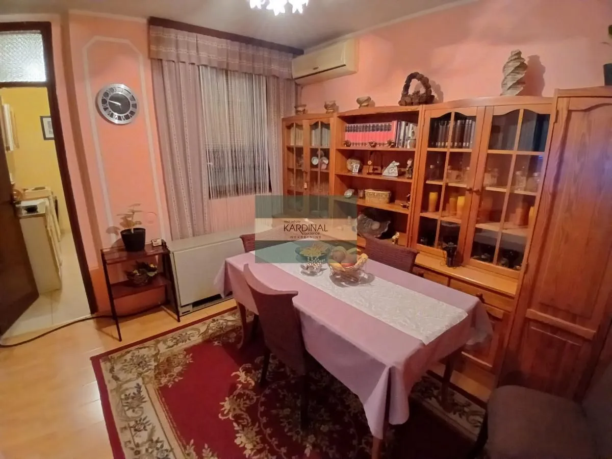 Prodaja, dvosoban stan, 50m², Tabane, Jagodina