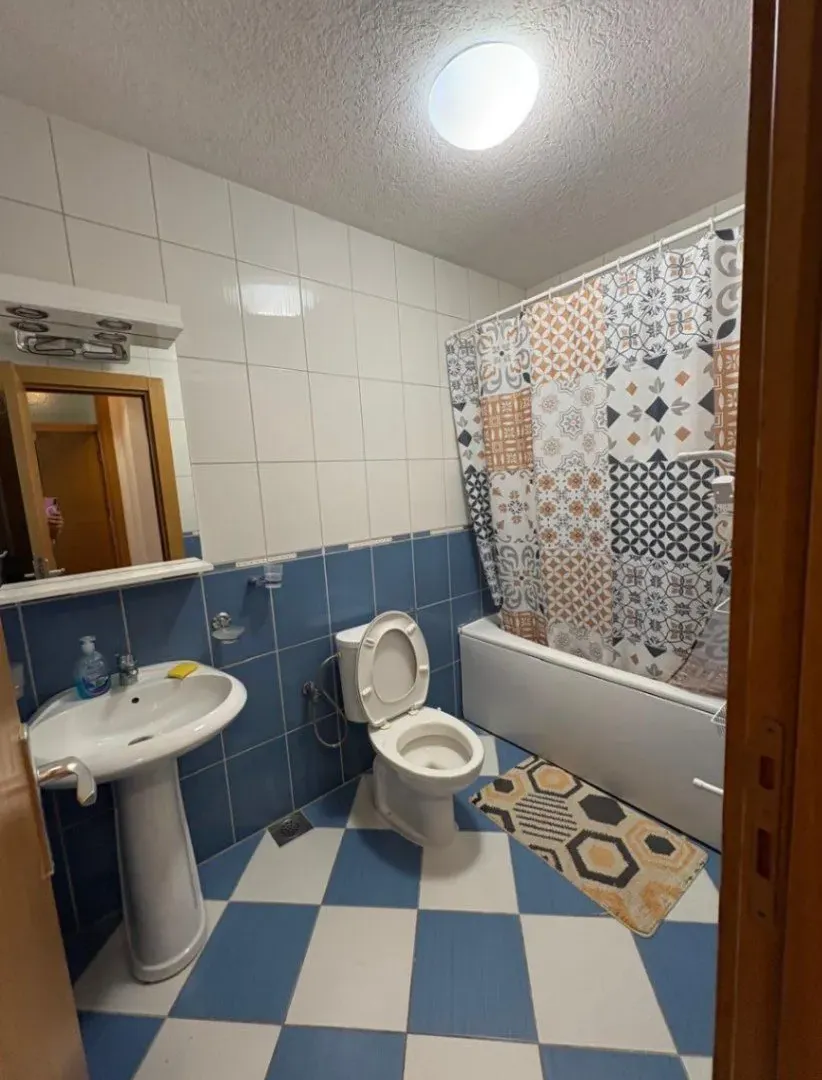 Izdavanje, dvosoban stan, 96m², Makedonsko naselje, Bar