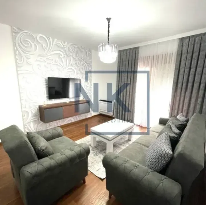 Izdavanje, dvosoban stan, 69m², Master Kvart, Podgorica
