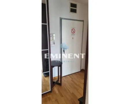 Izdavanje, dvosoban stan, 42m², Stari Grad, Beograd - image 3