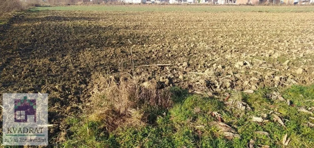 Prodaja, plac, 600m², Ub, Srbija