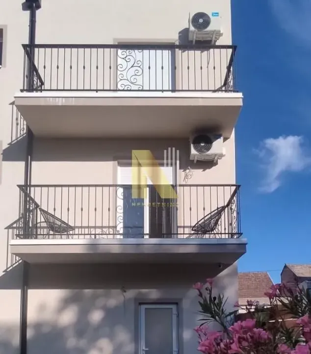 Rent, office space, 350m², Petrovaradin, Novi Sad