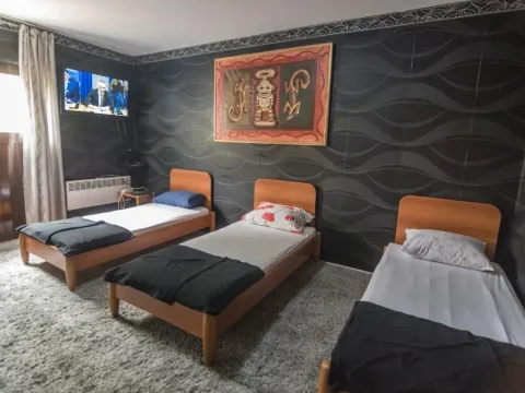 Prodaja, kuća, 220m², Tivat, Crna Gora - image 3