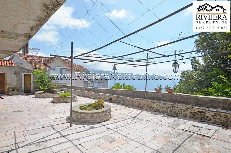 Prodaja, kuća, 314m², Centar, Herceg Novi