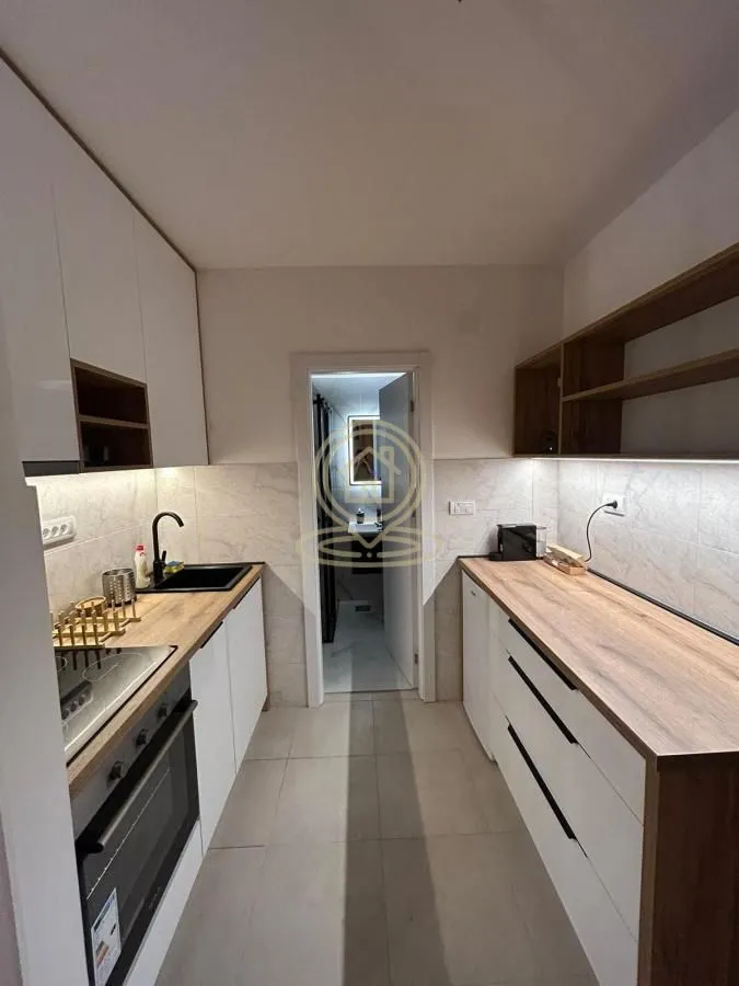 Izdavanje, jednosoban stan, 35m², Stari Grad, Beograd