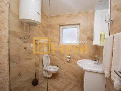 Izdavanje, jednosoban stan, 45m², Zlatica, Podgorica - image 10