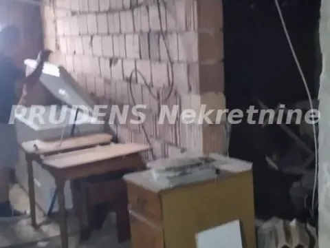 Prodaja, kuća, 275m², Dobanovci, Surčin - image 16