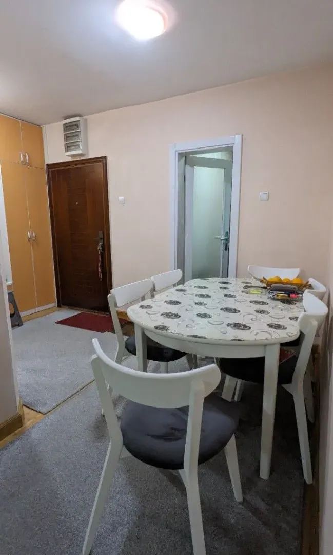 Prodaja, trosoban stan, 92m², Lepa Kata, Podgorica