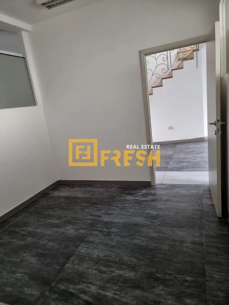 Rent, office space, 130m², Krivi Most, Podgorica