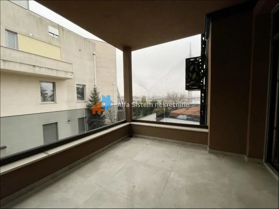 Rent, office space, 500m², Senjak, Beograd