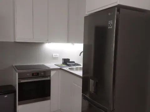 Izdavanje, jednosoban stan, 63m², Slovenska Plaža, Budva - image 11