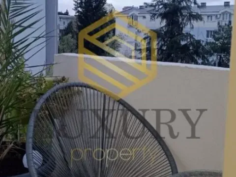 Izdavanje, dvosoban stan, 70m², Preko Morače, Podgorica - image 4