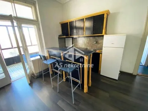Rent, four bedroom apartment, 120m², Stari Grad, Beograd - image 6